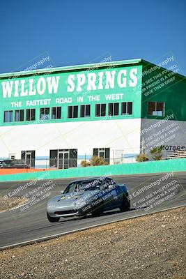 media/Oct-18-2025-Extreme Speed (Sat) [[d6d7e1fef1]]/Group 3 Purple/Session 1 (Turn 4)/